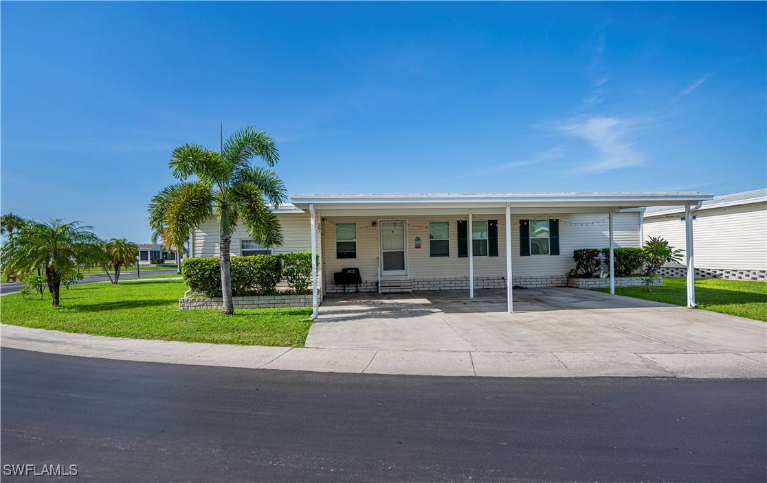 287 Rainbow Dr., North Fort Myers, FL 33903