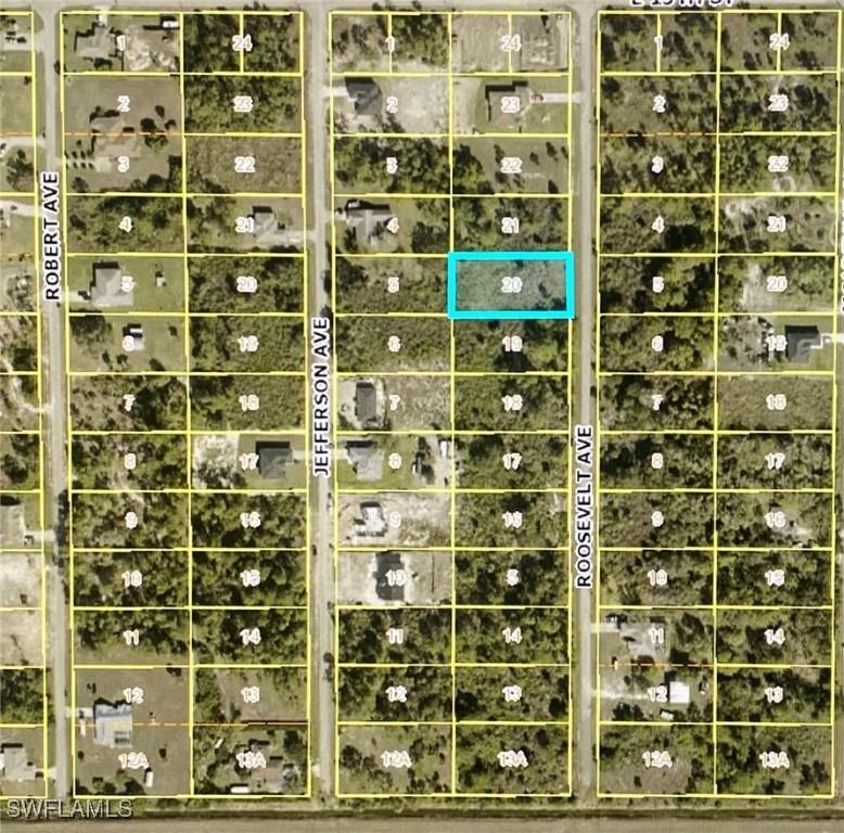 1217 Roosevelt Ave., Lehigh Acres, FL 33972