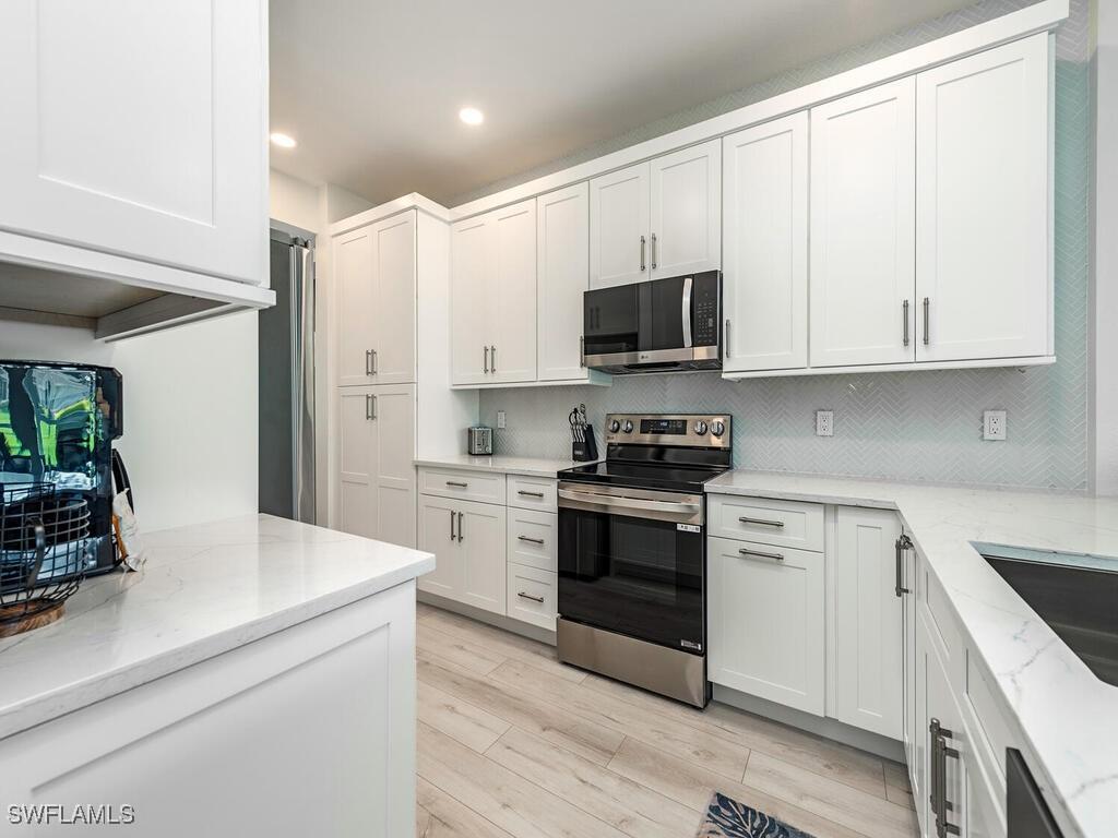 7970 Mahogany Run Ln. #216, Naples, FL 34113