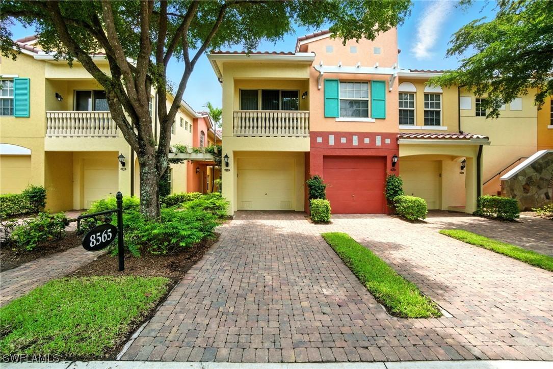 8565 Via Garibaldi Cir. #204, Estero, FL 33928