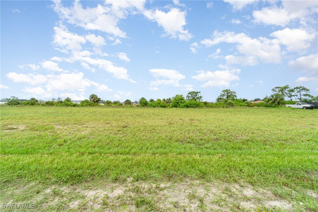 1212 NW 16th Pl., Cape Coral, FL 33993