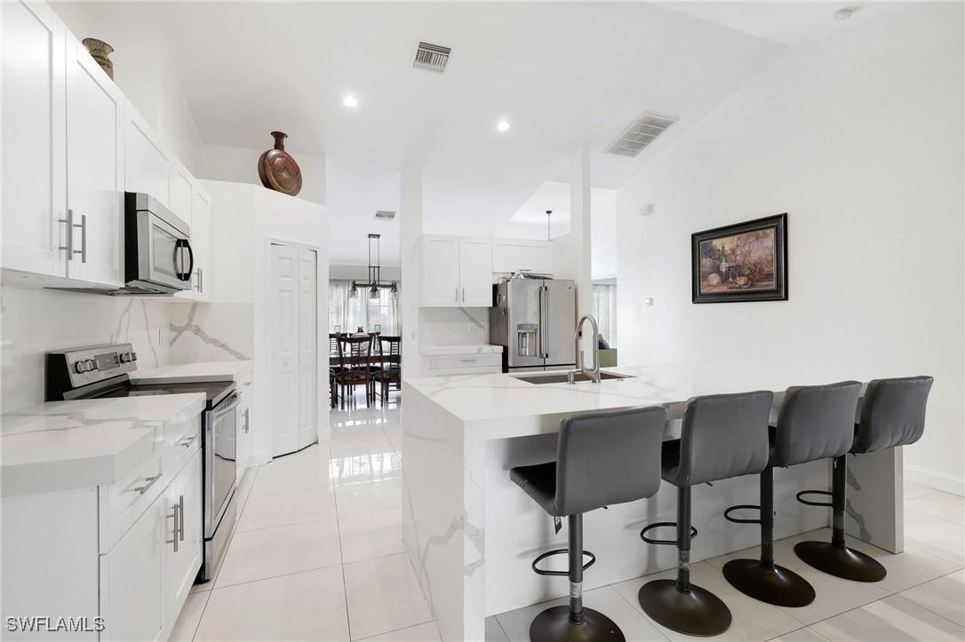 2001 NE 19th Ter., Cape Coral, FL 33909