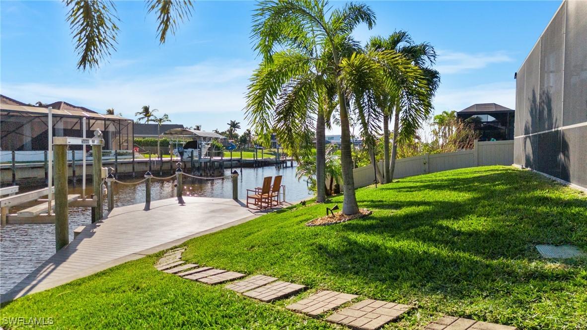 2712 SW 25th St., Cape Coral, FL 33914