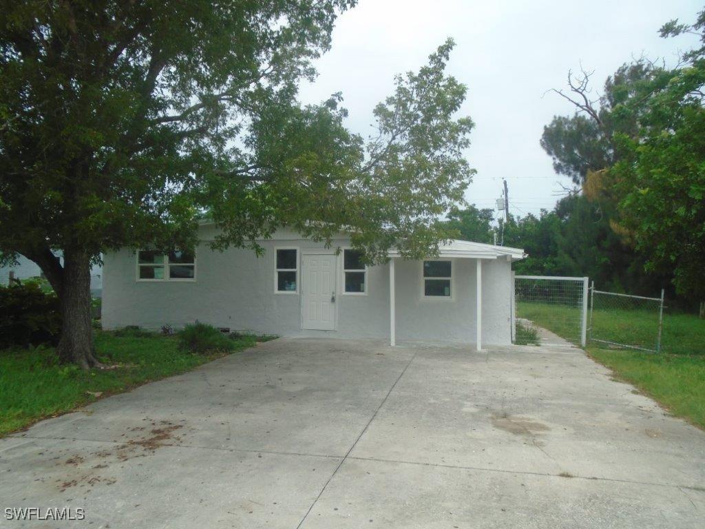 5442 4th Ave., Fort Myers, FL 33907