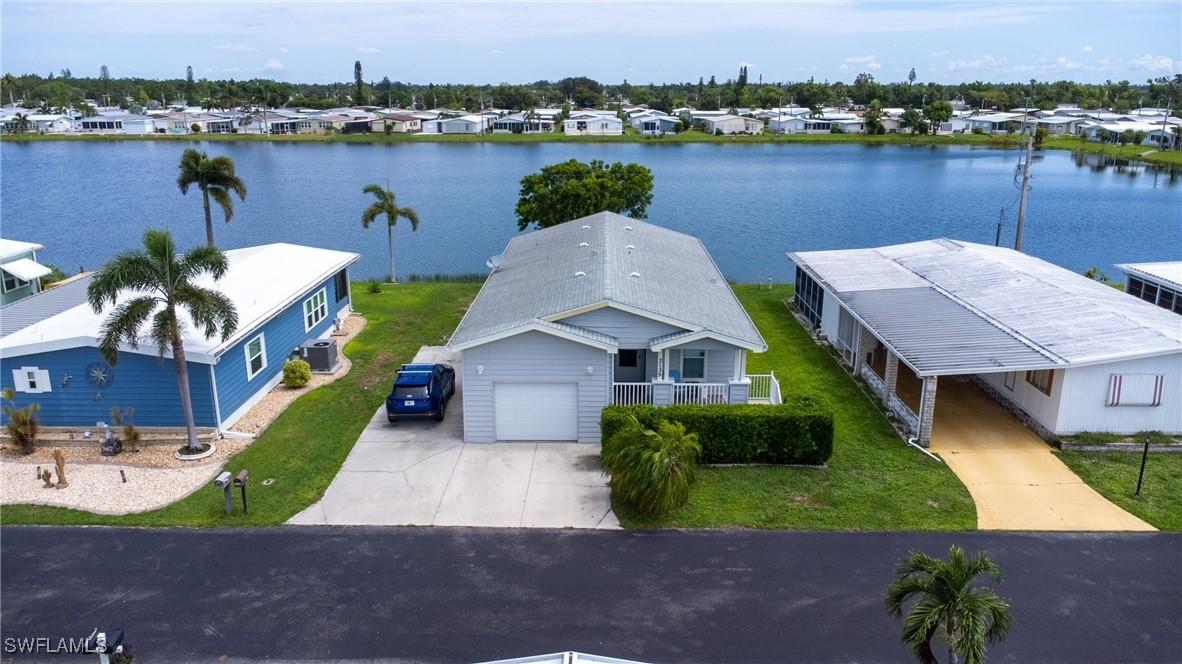 3139 Indian Village Ln., North Fort Myers, FL 33917