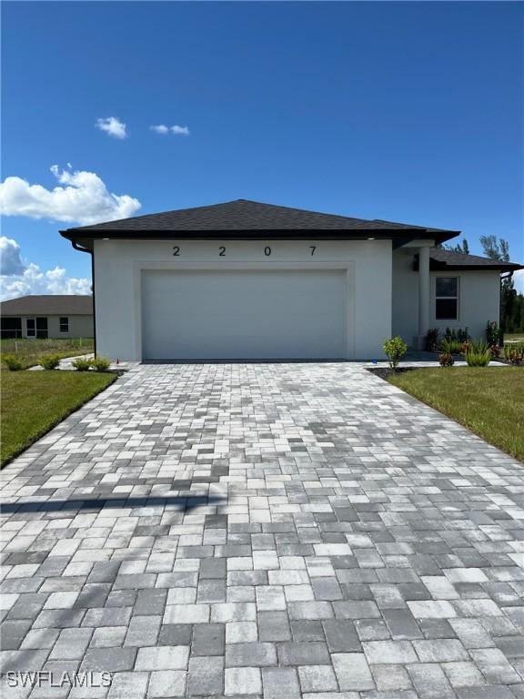 2207 NW 25th Ln., Cape Coral, FL 33993