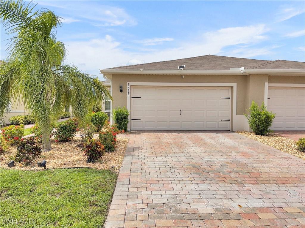 19570 Galleon Point Dr., Lehigh Acres, FL 33936