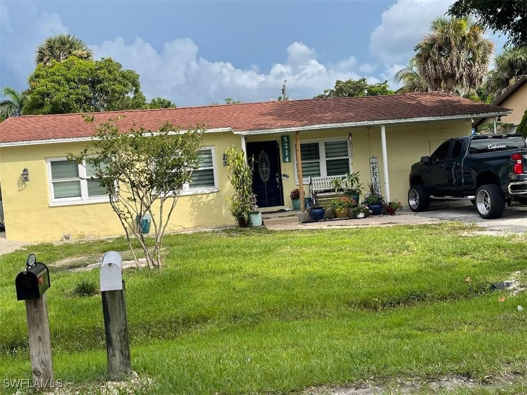 5214 Carlton St., Naples, FL 34113