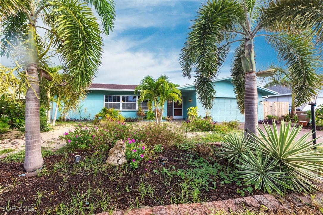 826 Monticello Ct., Cape Coral, FL 33904