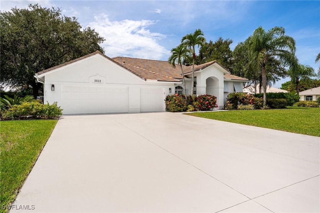 2022 Teagarden Ln., Naples, FL 34110