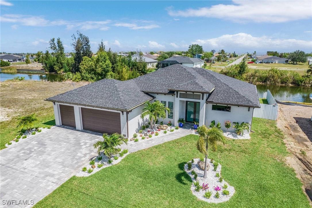 201 NE 8th Ter., Cape Coral, FL 33909