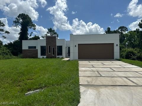 55 Colin Ave., Lehigh Acres, FL 33976