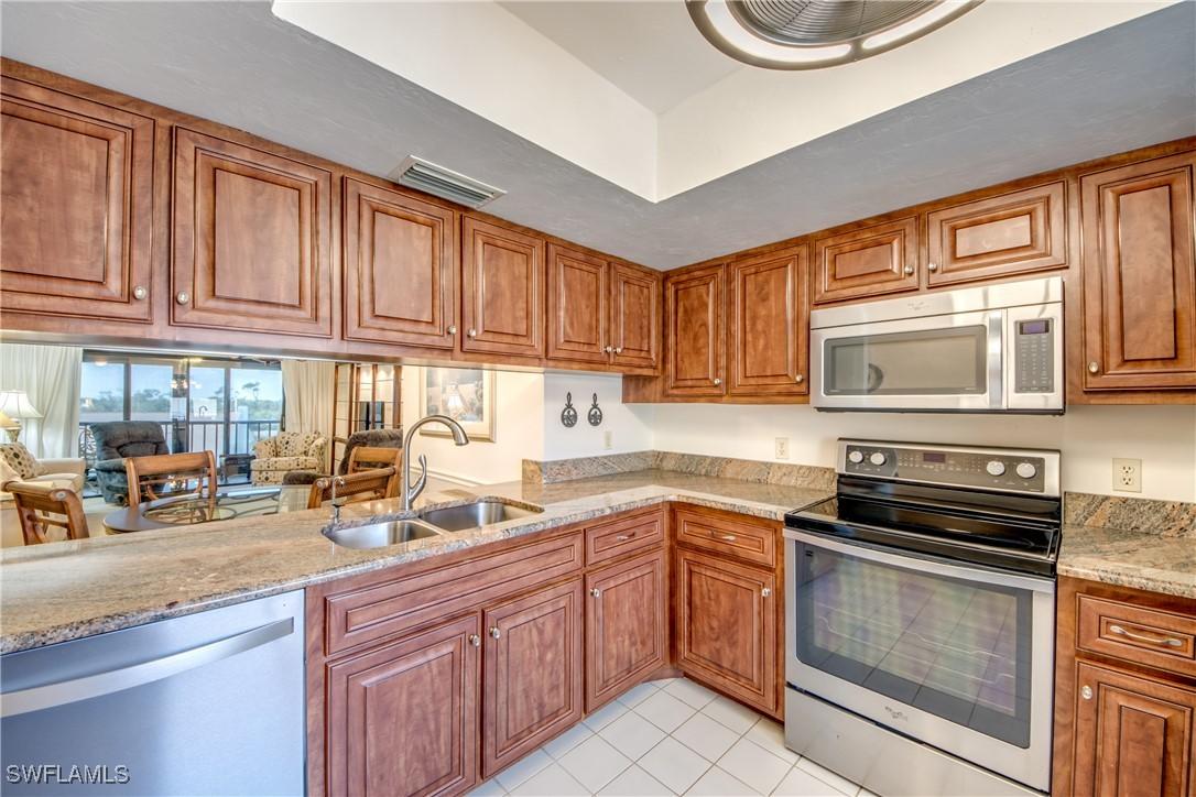 11060 Caravel Cir. #309, Fort Myers, FL 33908