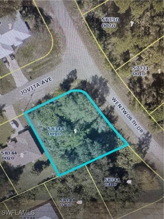 735 Wentworth Dr., Lehigh Acres, FL 33972