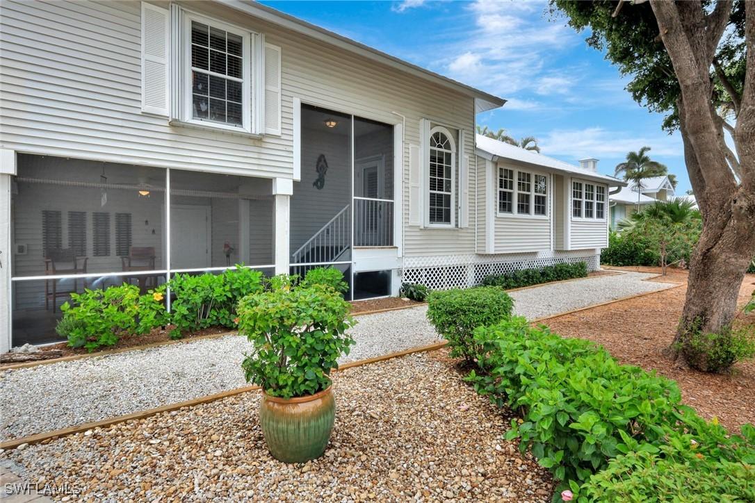 1874 Farm Tr., Sanibel, FL 33957