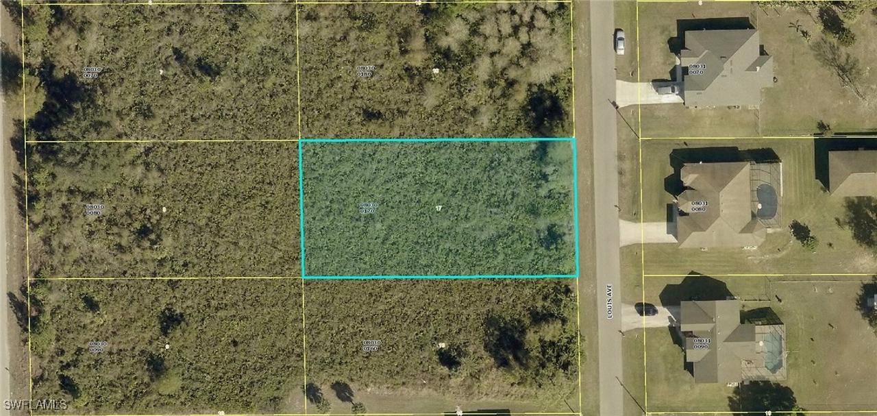 609 Louis Ave., Lehigh Acres, FL 33972