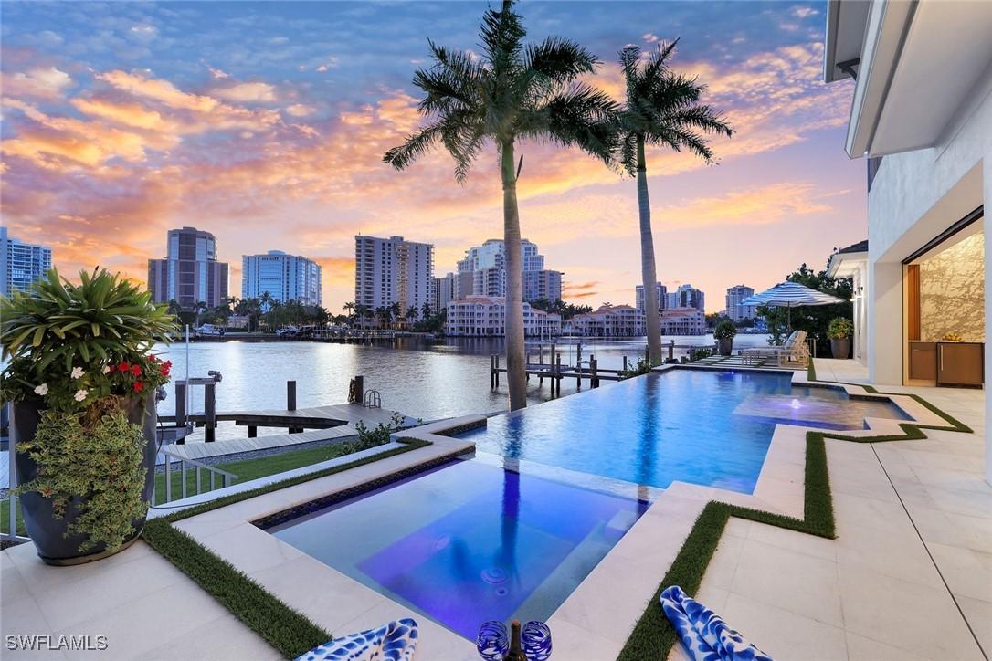 309 Neapolitan Way, Naples, FL 34103