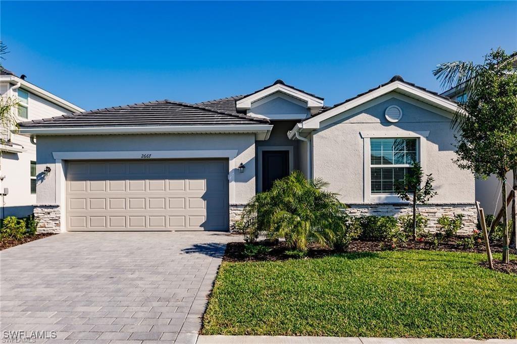 2667 Scarlet Way, Naples, FL 34120