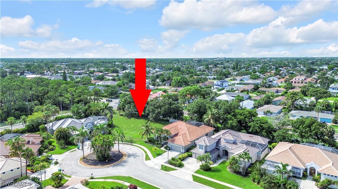 658 Soliel Dr., Naples, FL 34110