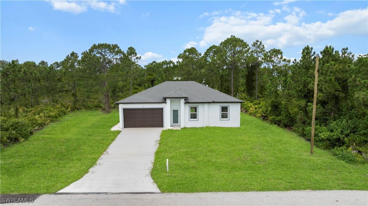 718 Drury Ave., Lehigh Acres, FL 33974