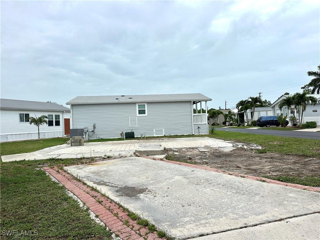 4761 Lafayette Ln., Estero, FL 33928