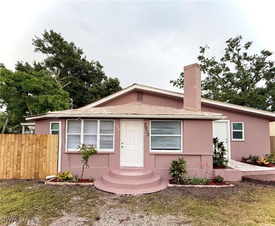 3902 Locust Ave., Sarasota, FL 34234