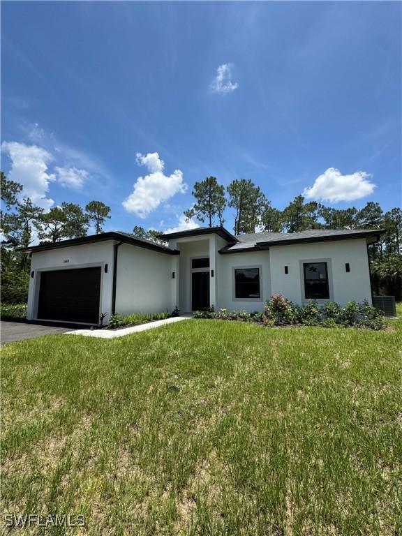 2660 18th Ave., Naples, FL 34120