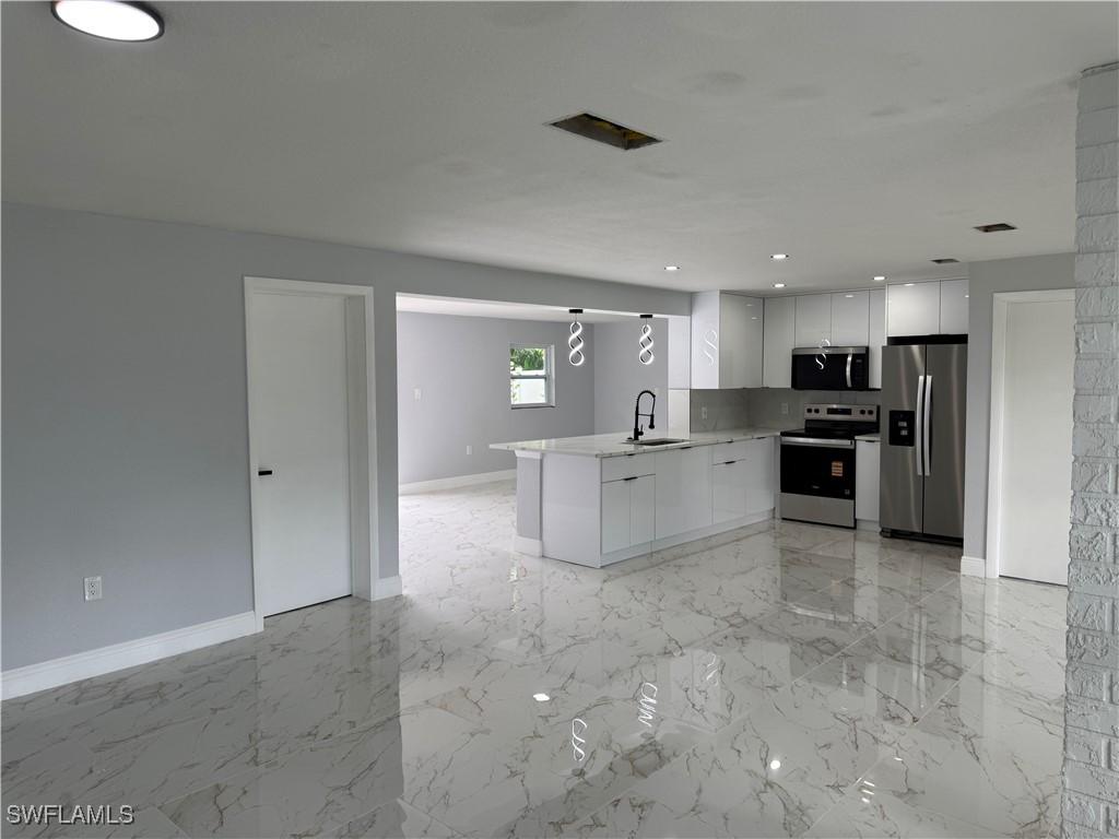 1646 S Hermitage Rd., Fort Myers, FL 33919