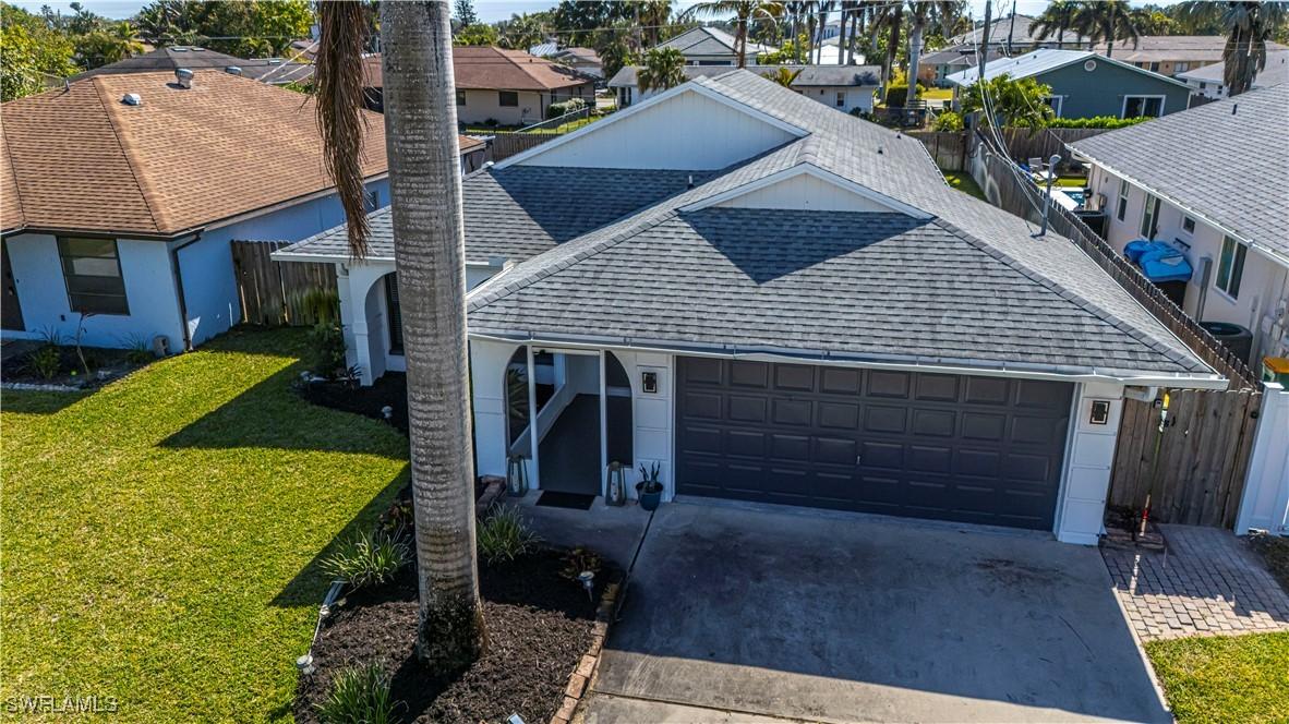 754 105th Ave., Naples, FL 34108