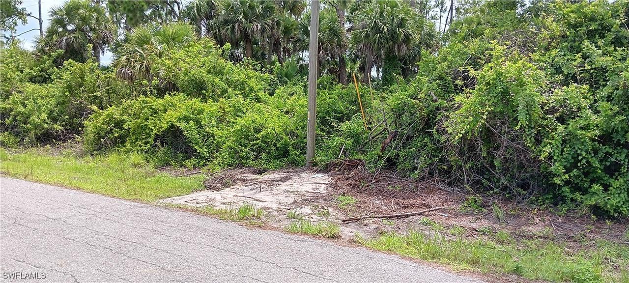 610 Wabasso Ave., Lehigh Acres, FL 33974