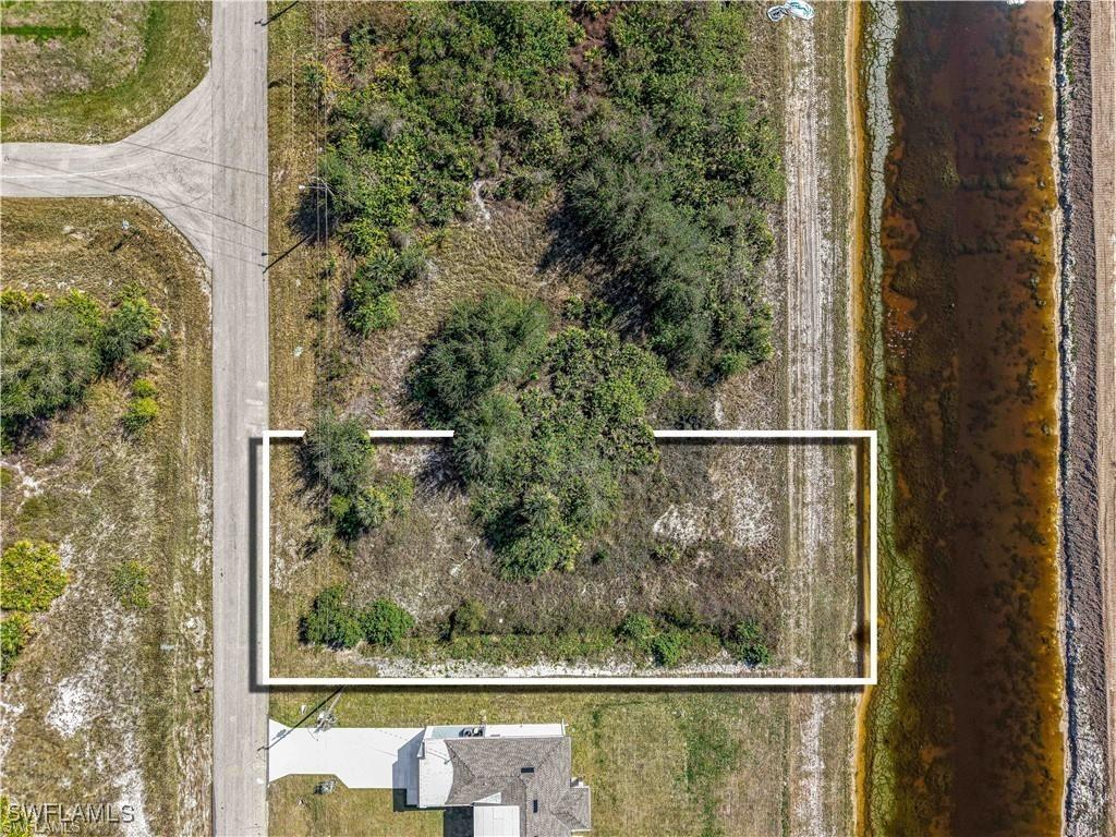 332-334 Pauline Ave., Lehigh Acres, FL 33974