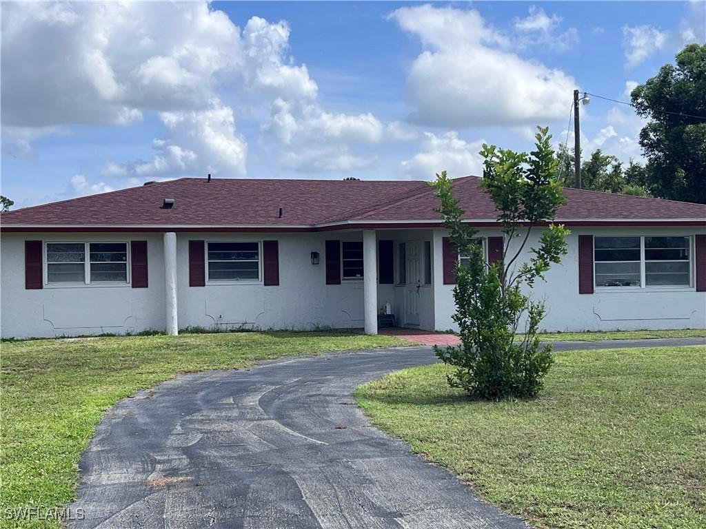 6431 Bright Rd., North Fort Myers, FL 33917