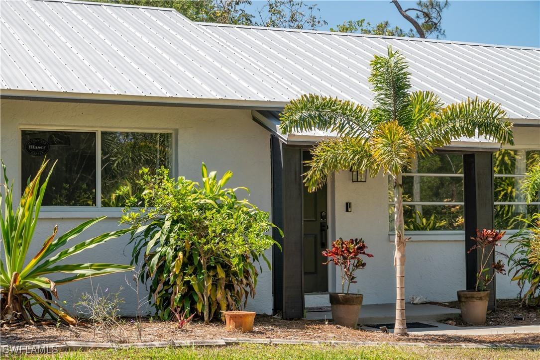 5870 Star Grass Ln., Naples, FL 34116