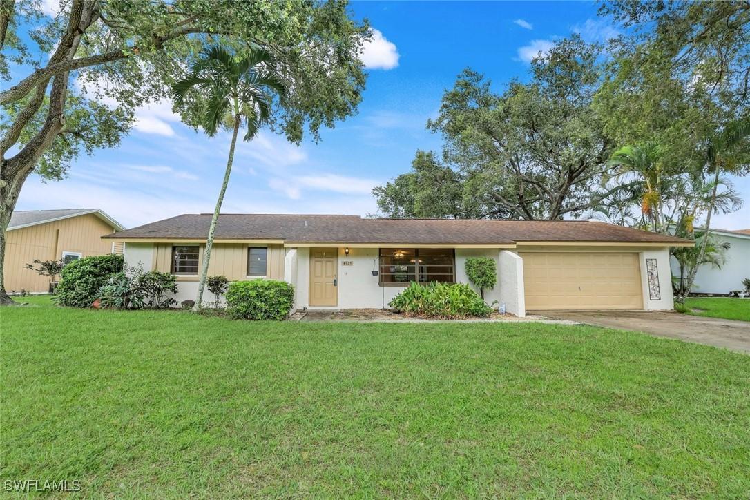 4925 Molokai Dr. #16, Naples, FL 34112