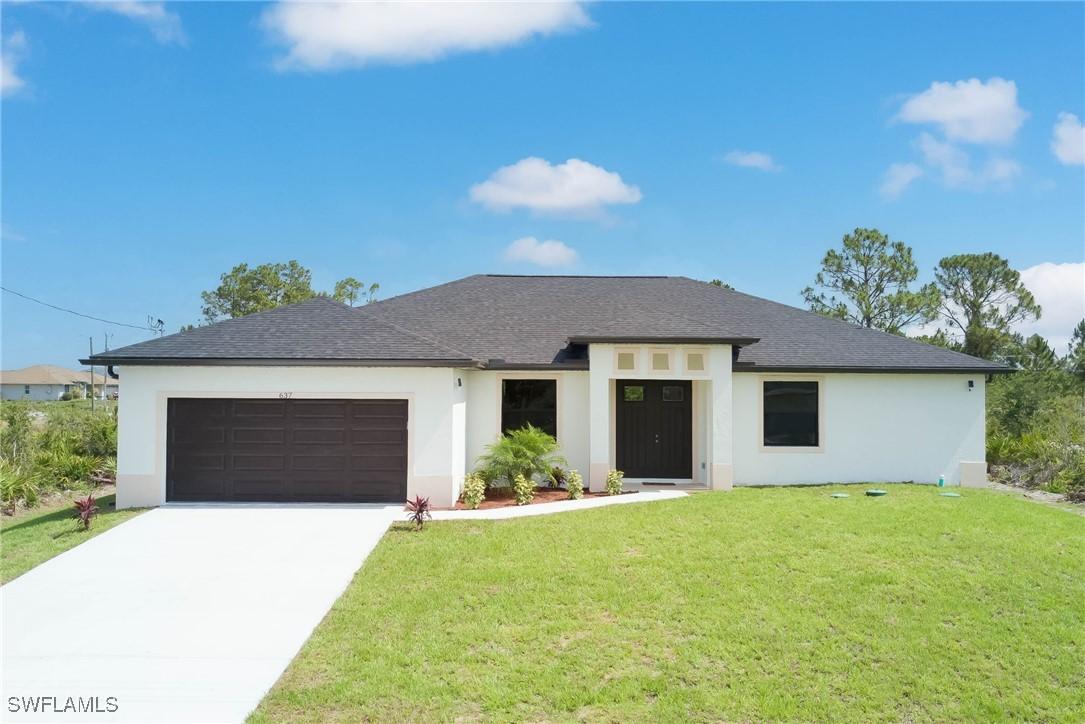 637 Cardinal St., Lehigh Acres, FL 33974