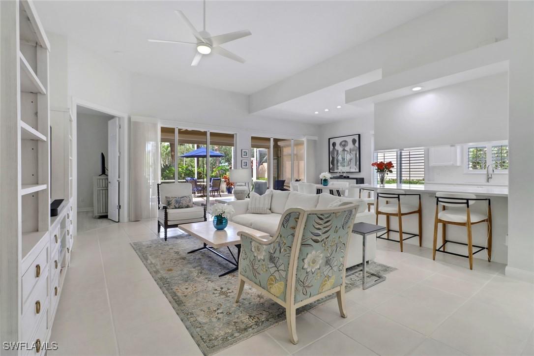 4733 Navassa Ln., Naples, FL 34119