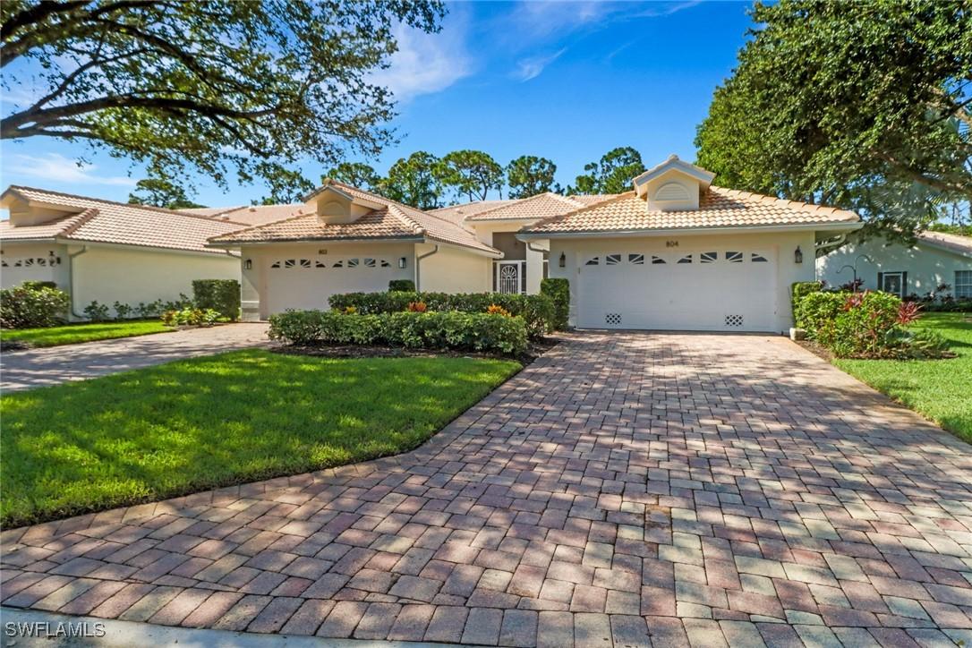 804 Wiggins Bay Dr. #22R, Naples, FL 34110