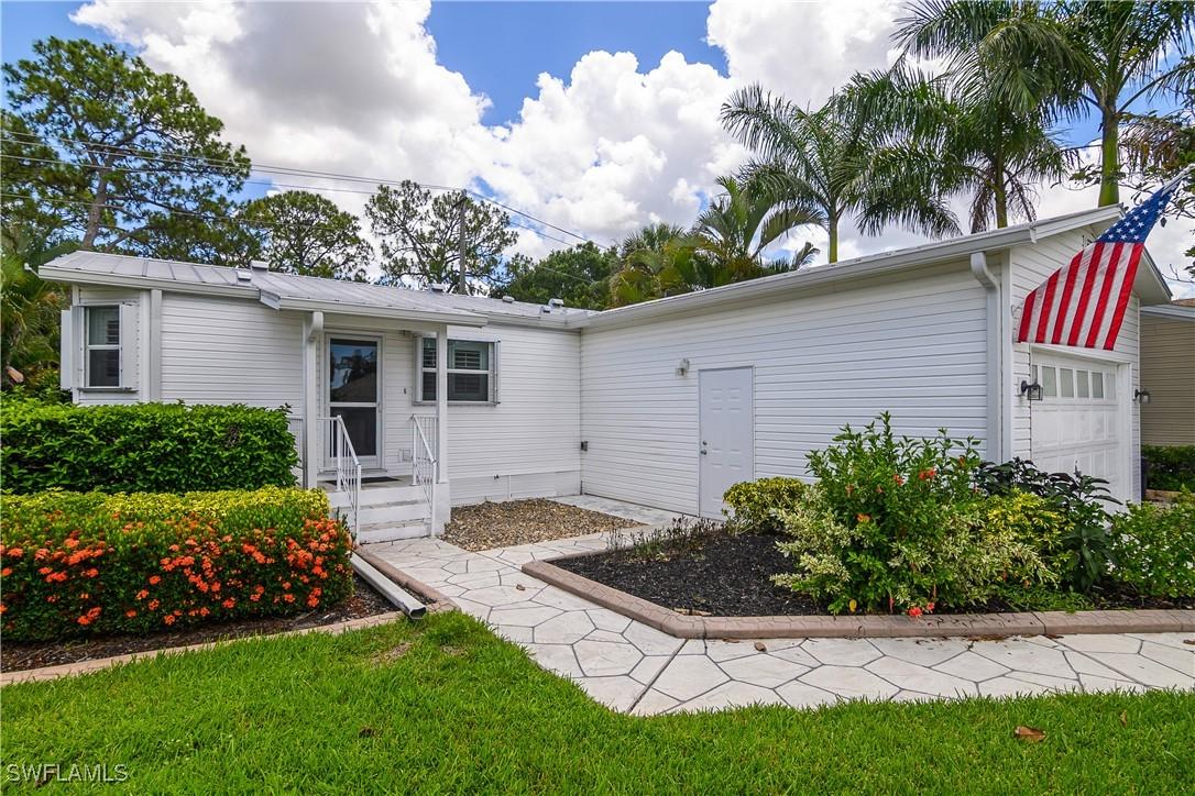 26228 Bonita Fairways Cir., Bonita Springs, FL 34135