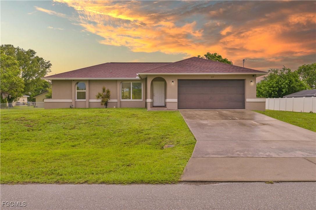 223 SW 31st Ter., Cape Coral, FL 33914