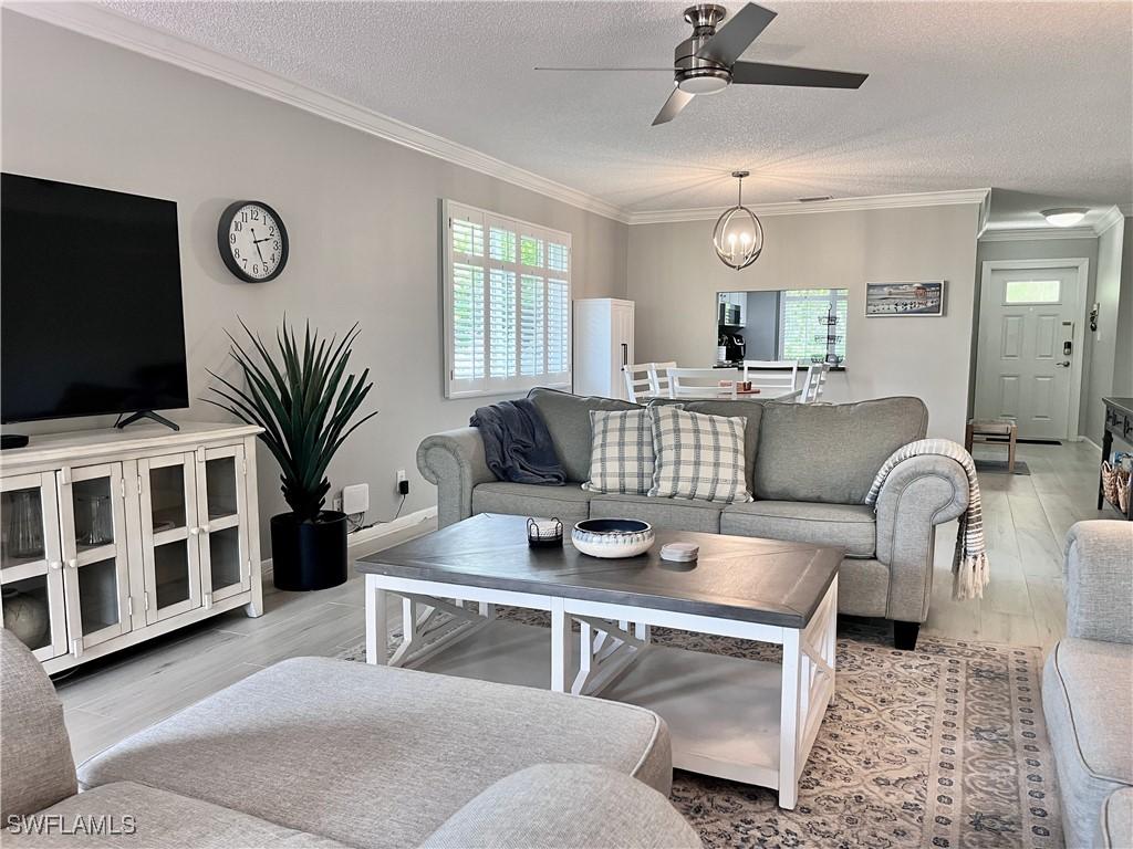 34 Glades Blvd. #1461, Naples, FL 34112
