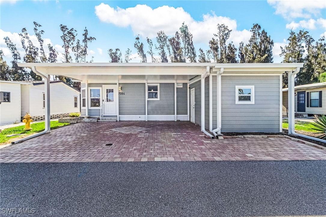 7084 Drum Dr., St James City, FL 33956