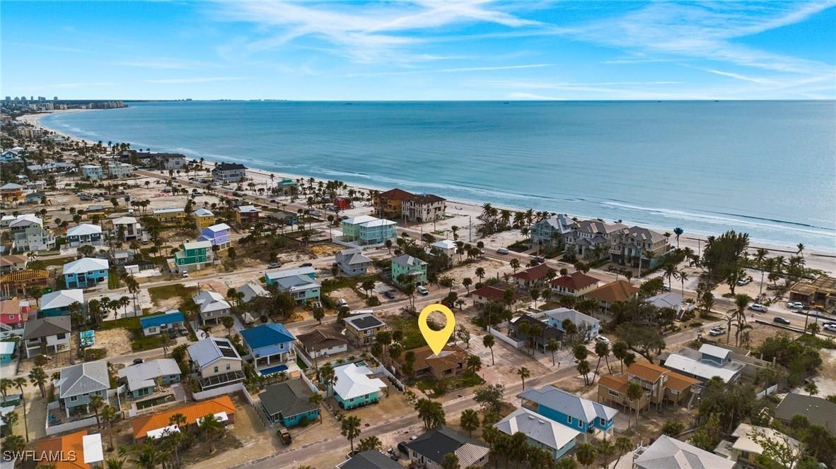 136 Madison Ct., Fort Myers Beach, FL 33931