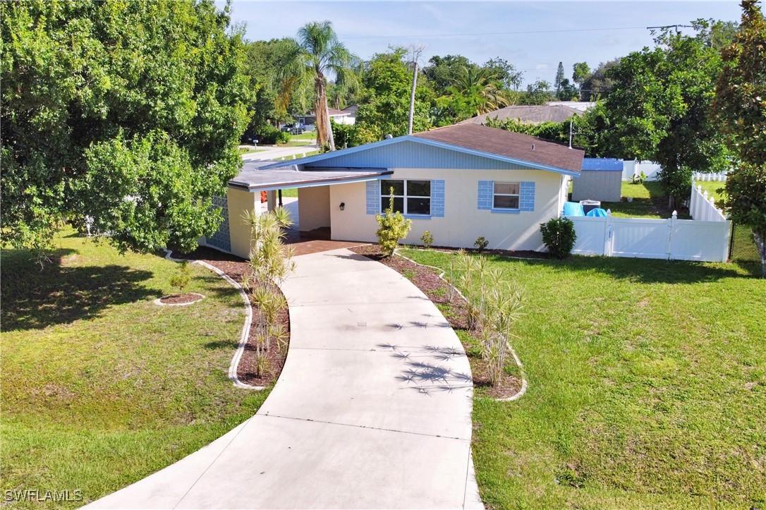 13802 3rd St., Fort Myers, FL 33905