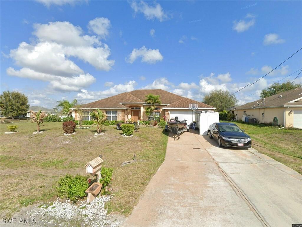 1018 Chapel Ave., Lehigh Acres, FL 33971