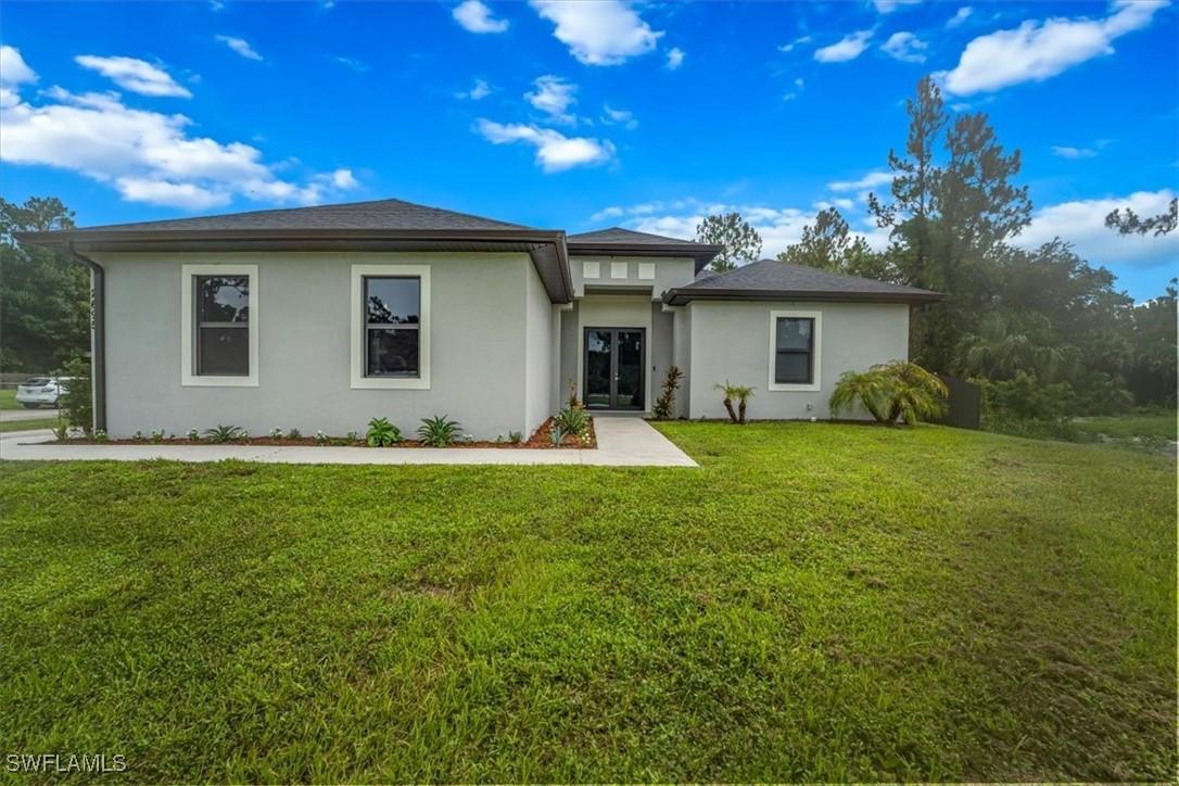 2695 10th Ave., Naples, FL 34117