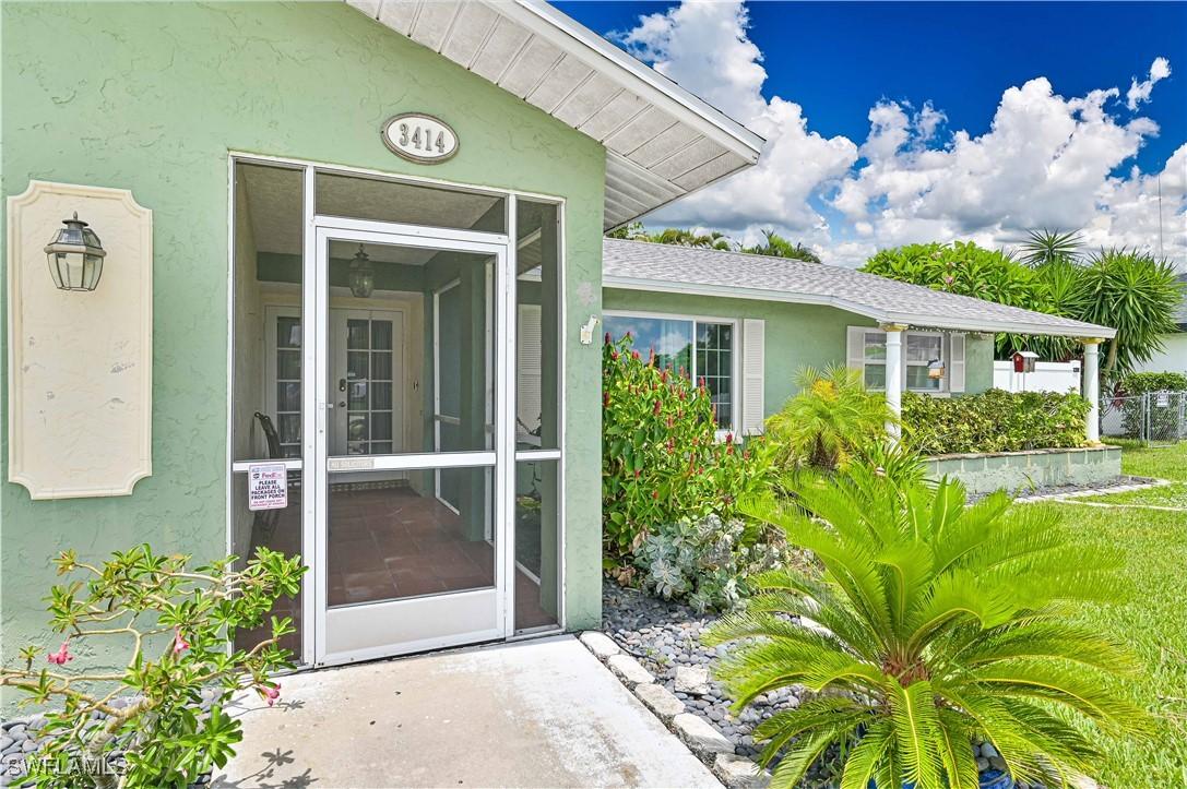 3414 SE 11th Pl., Cape Coral, FL 33904