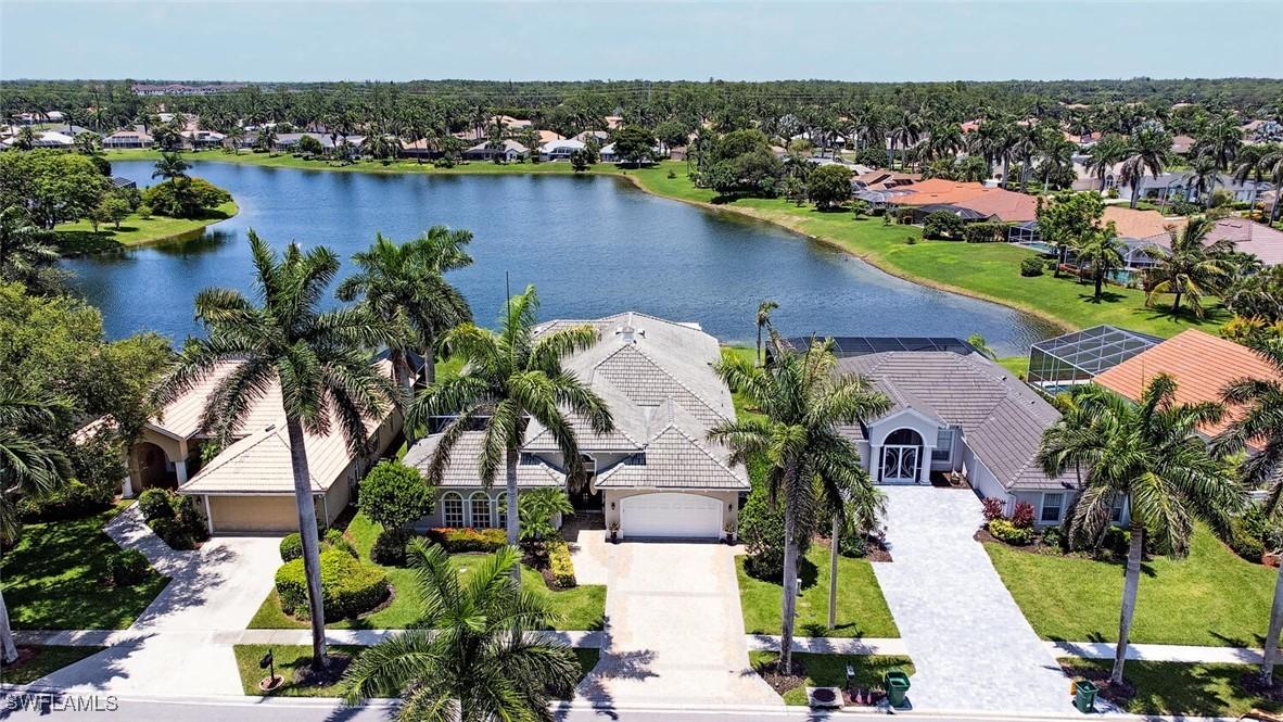 1534 Vintage Ln., Naples, FL 34104