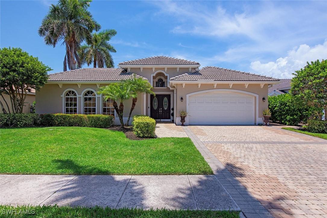 1534 Vintage Ln., Naples, FL 34104
