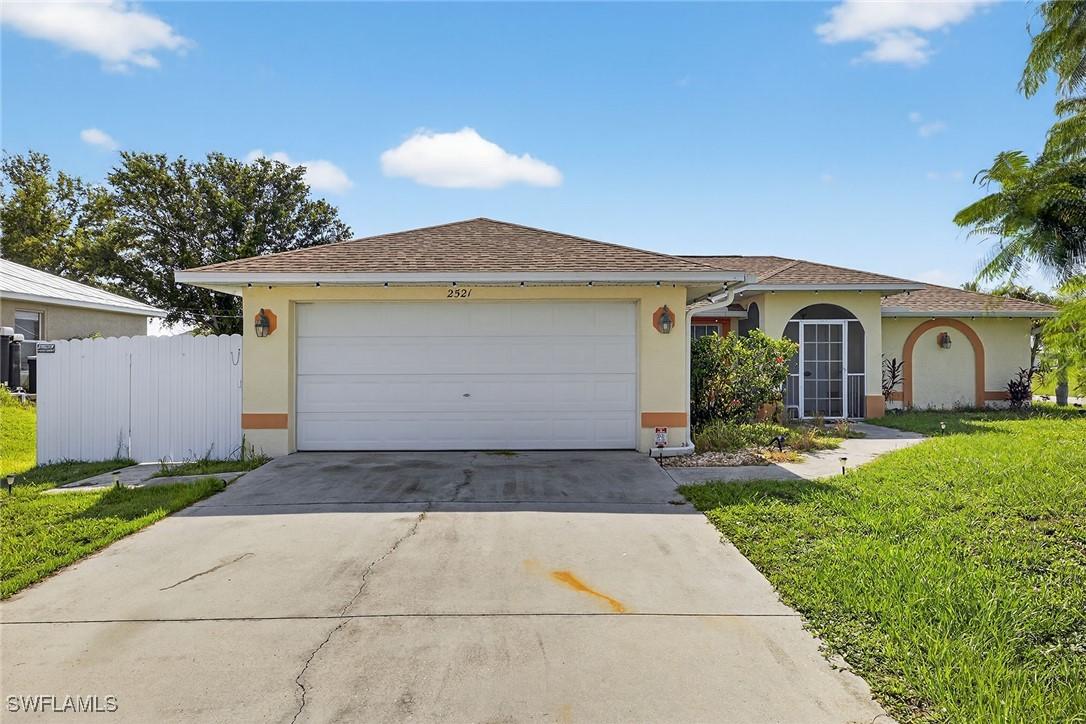 2521 NE 1st Pl., Cape Coral, FL 33909