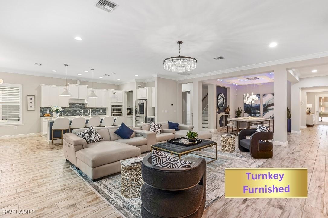 3829 Helmsman Dr., Naples, FL 34120